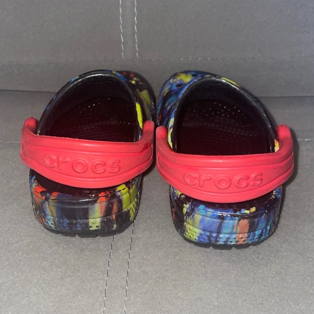 CROCS Kids Colorful Water Shoes with Red Strap